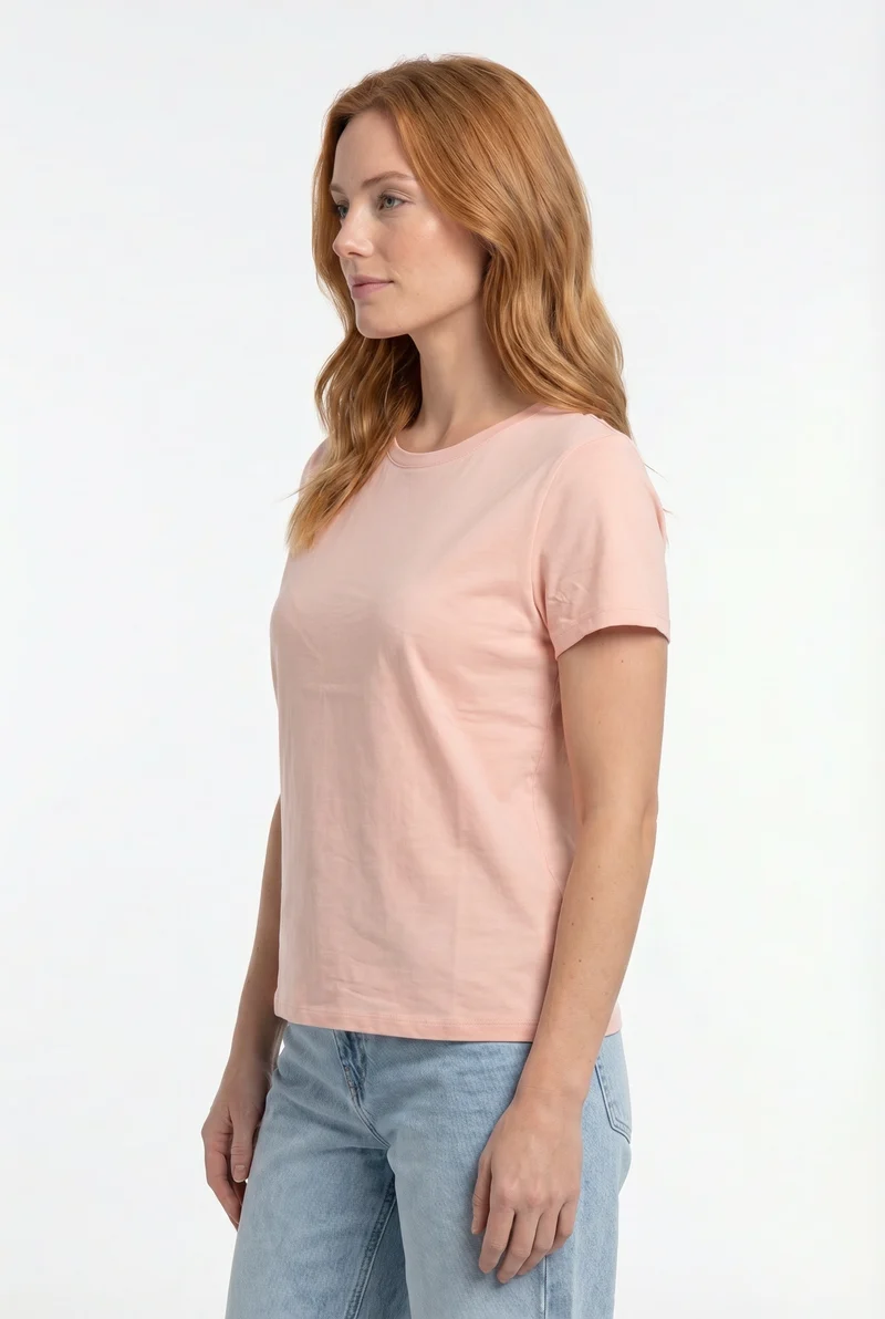 Le t-shirt essentiel à coupe classique