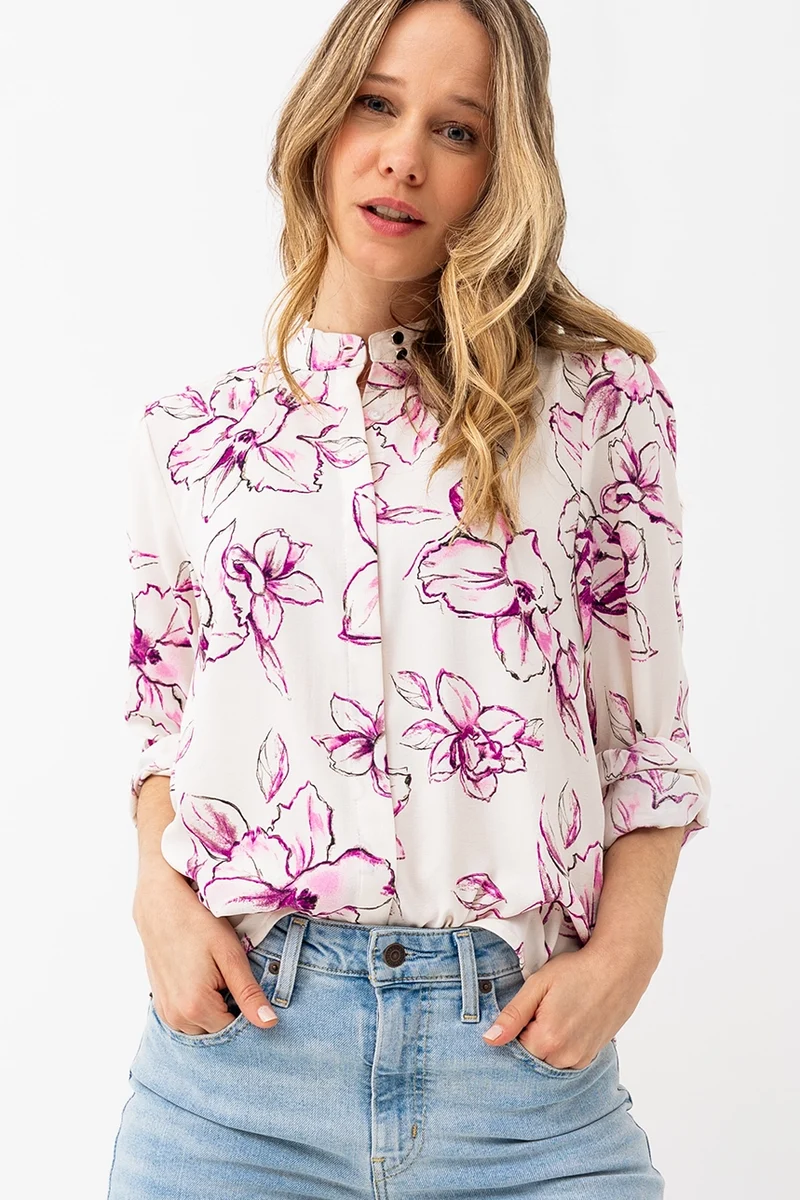 Le chemisier fluide fleuri