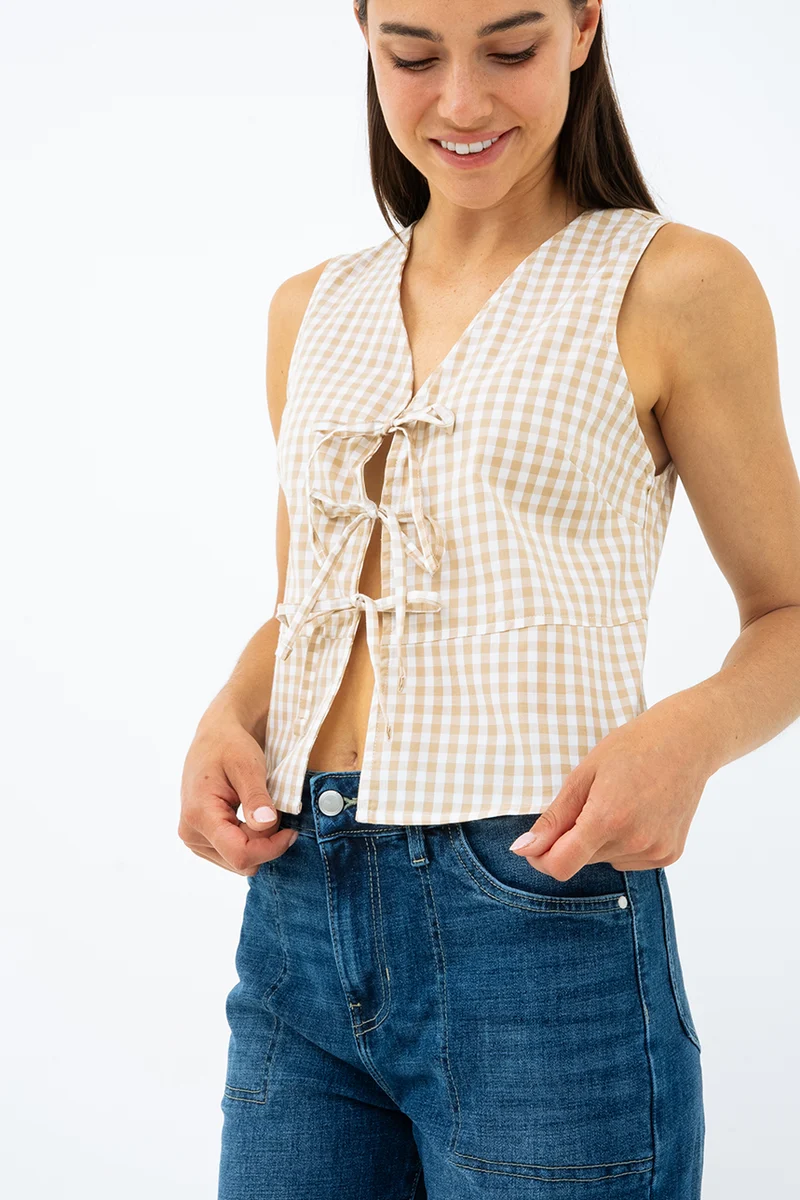 La camisole à carreaux attache à boucles