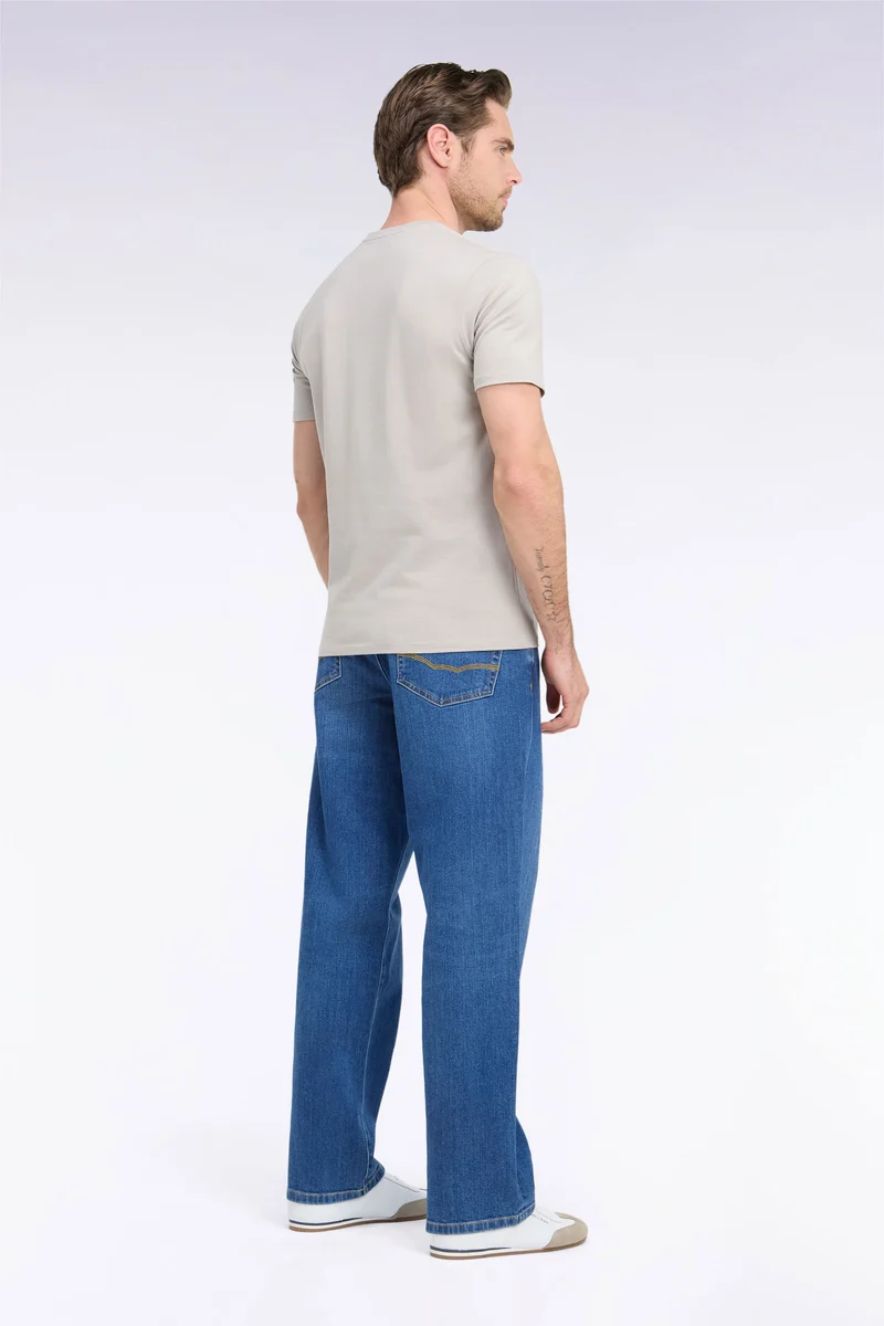 Jean en denim stretch bleu stone bleach coupe regular