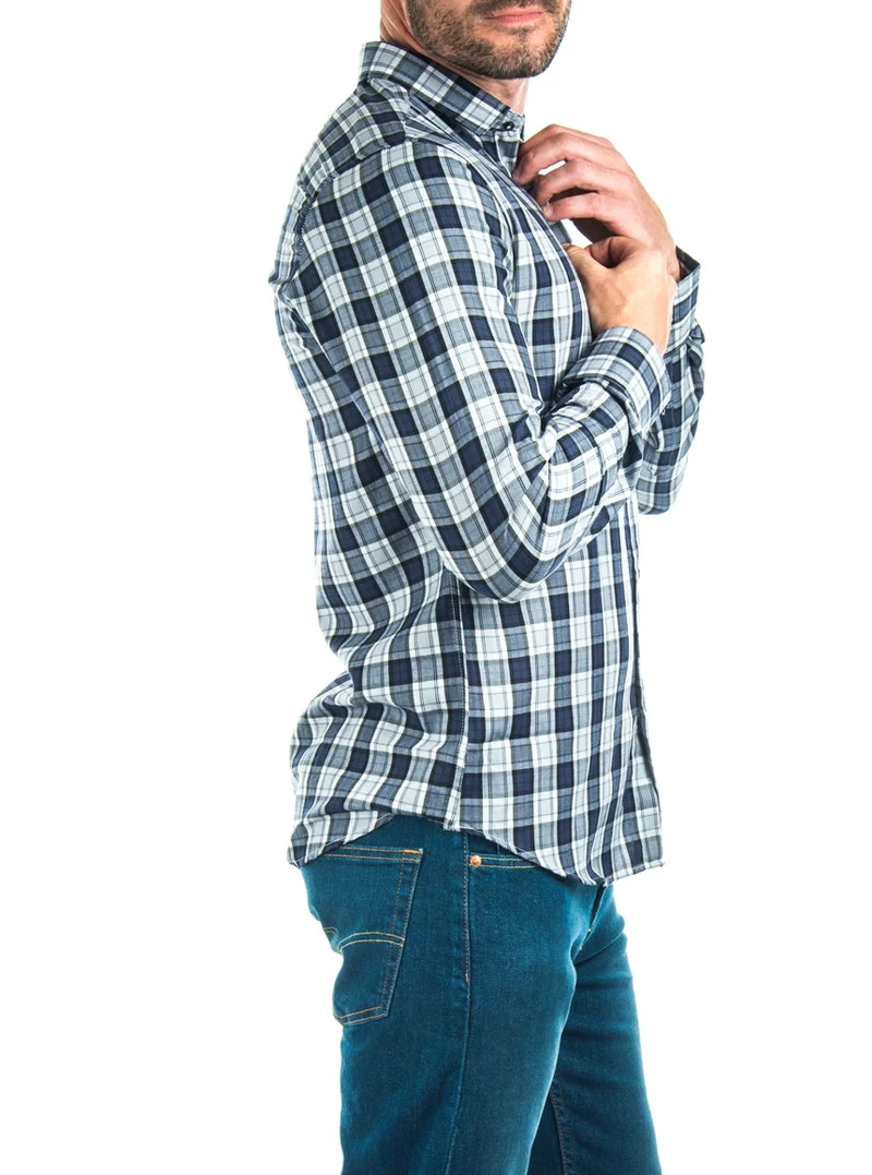 Chemise à coupe ajustée