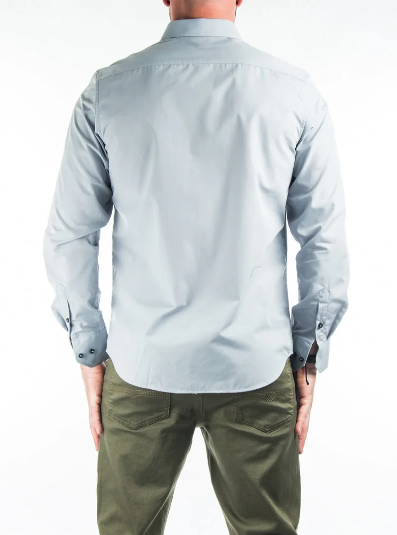 Chemise à coupe ajustée