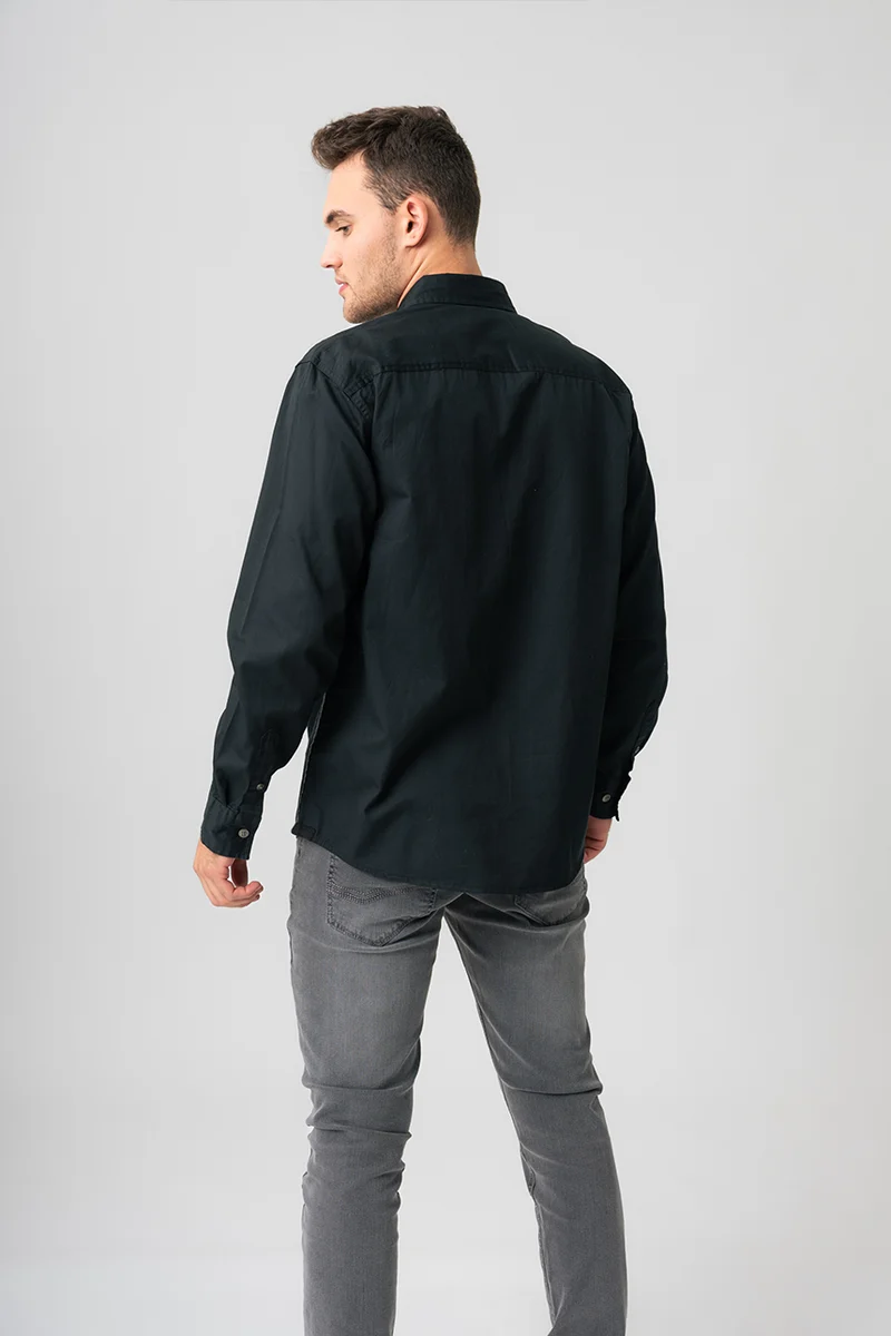 La chemise utilitaire unie | Modèle Roy
