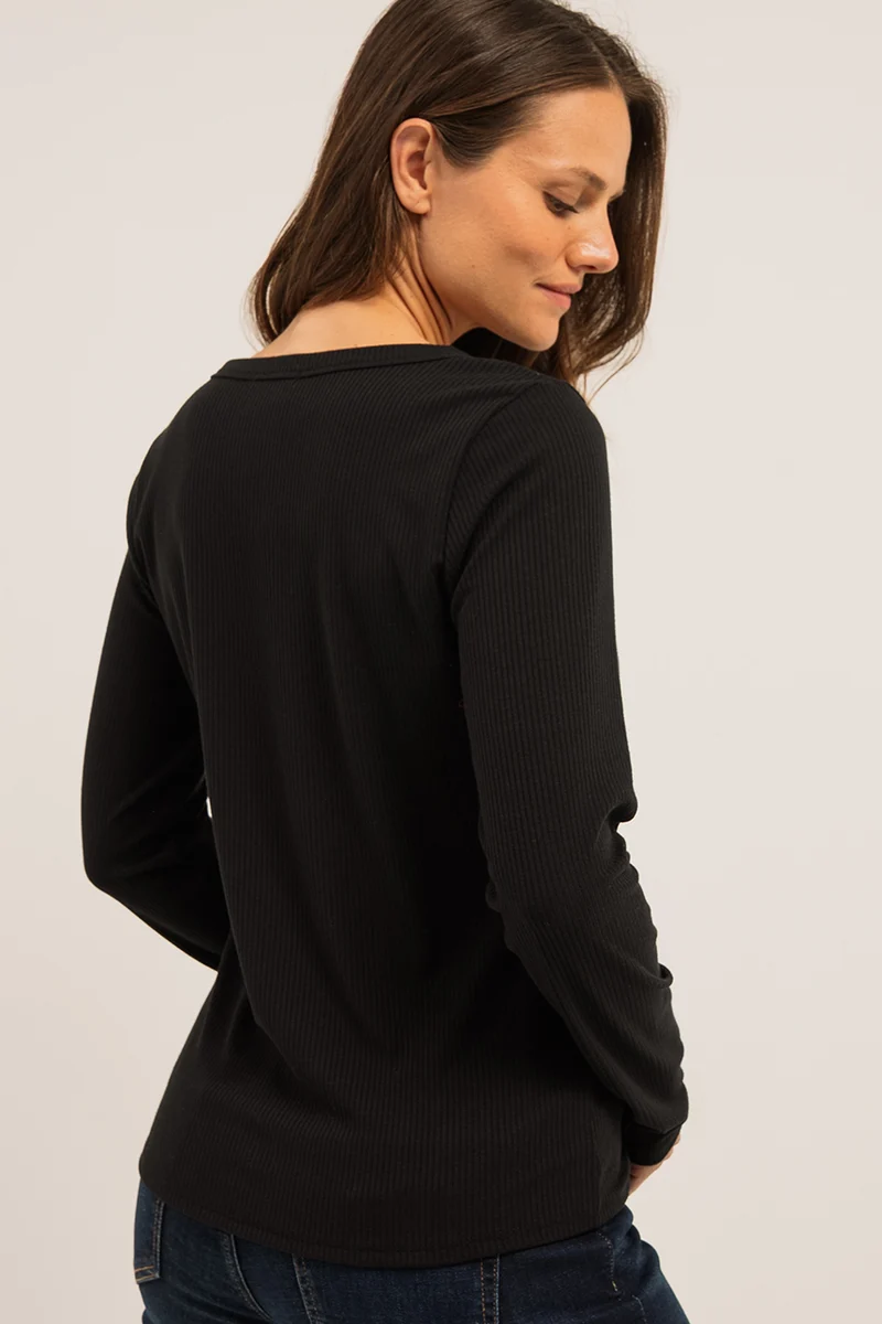 Le cardigan côtelé à manches longues