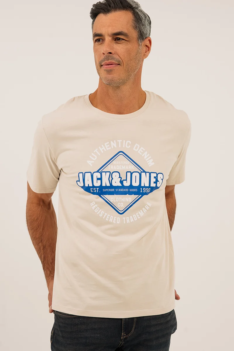 Le t-shirt logo imprimé