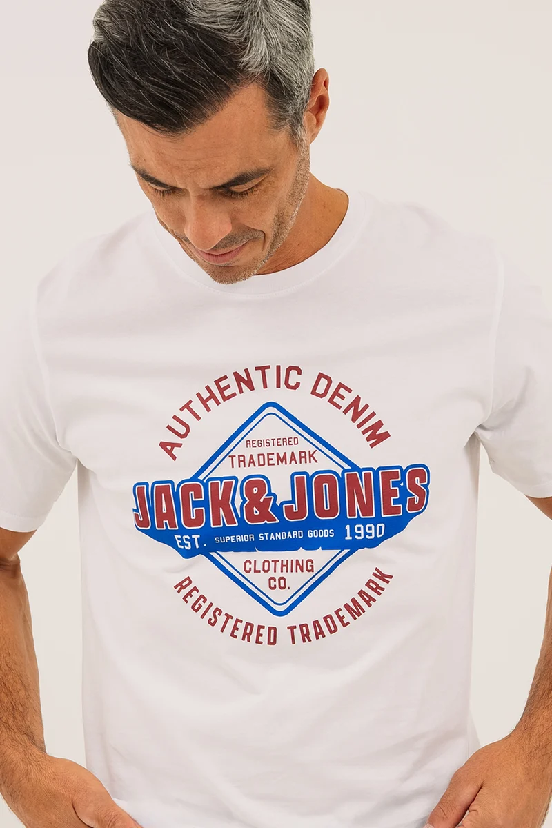 Le t-shirt logo imprimé