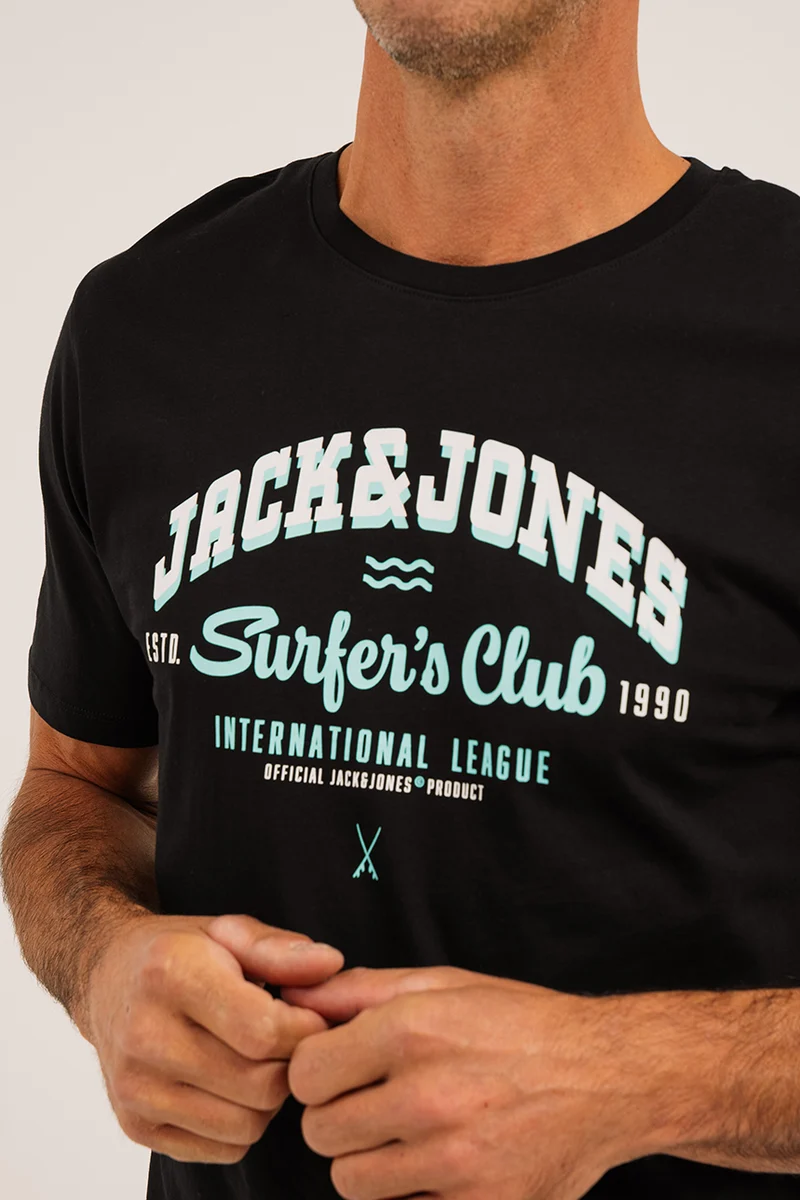 Le t-shirt logo imprimé