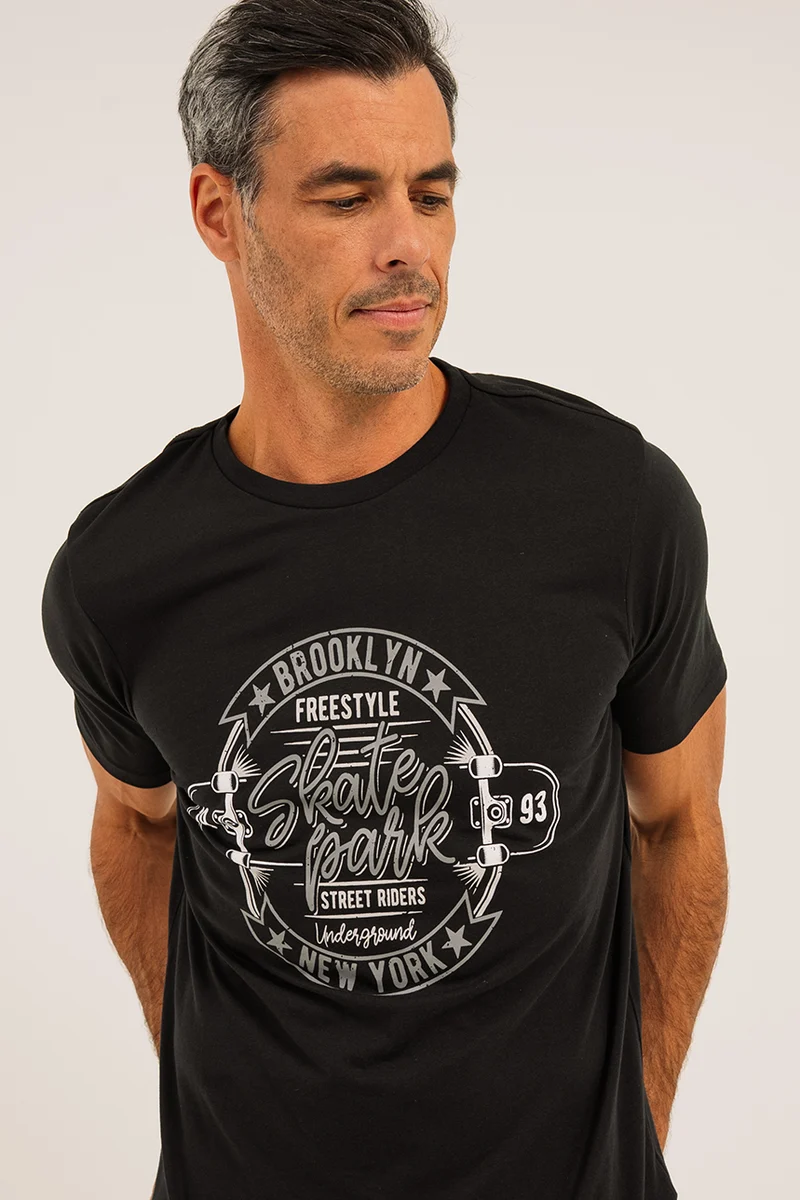 Le t-shirt imprimé