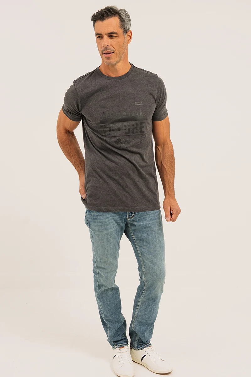 Le t-shirt imprimé