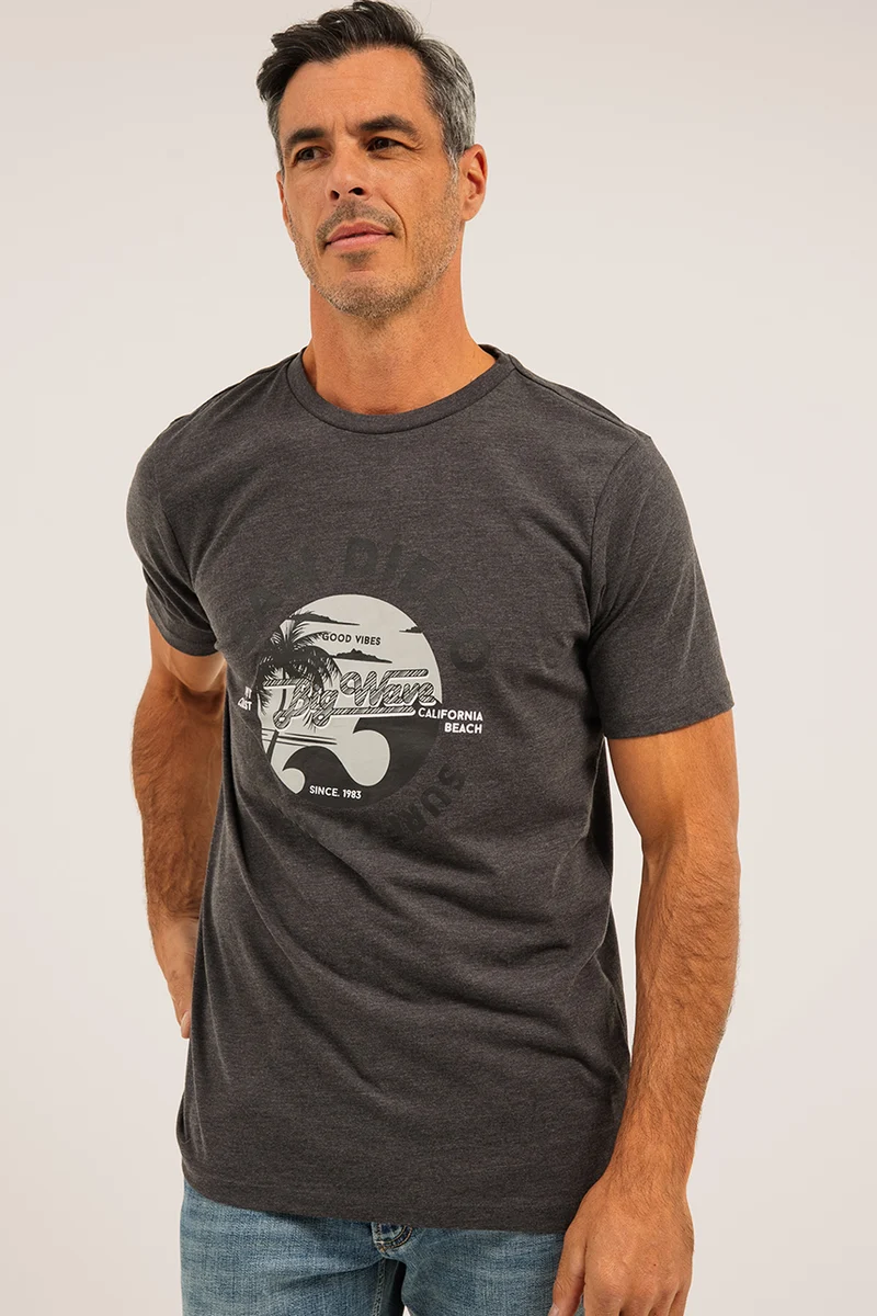 Le t-shirt imprimé