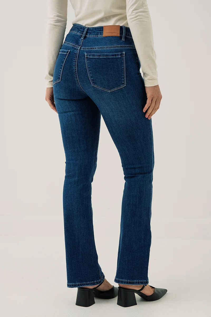Le jeans évasé bleu | Modèle Estelle