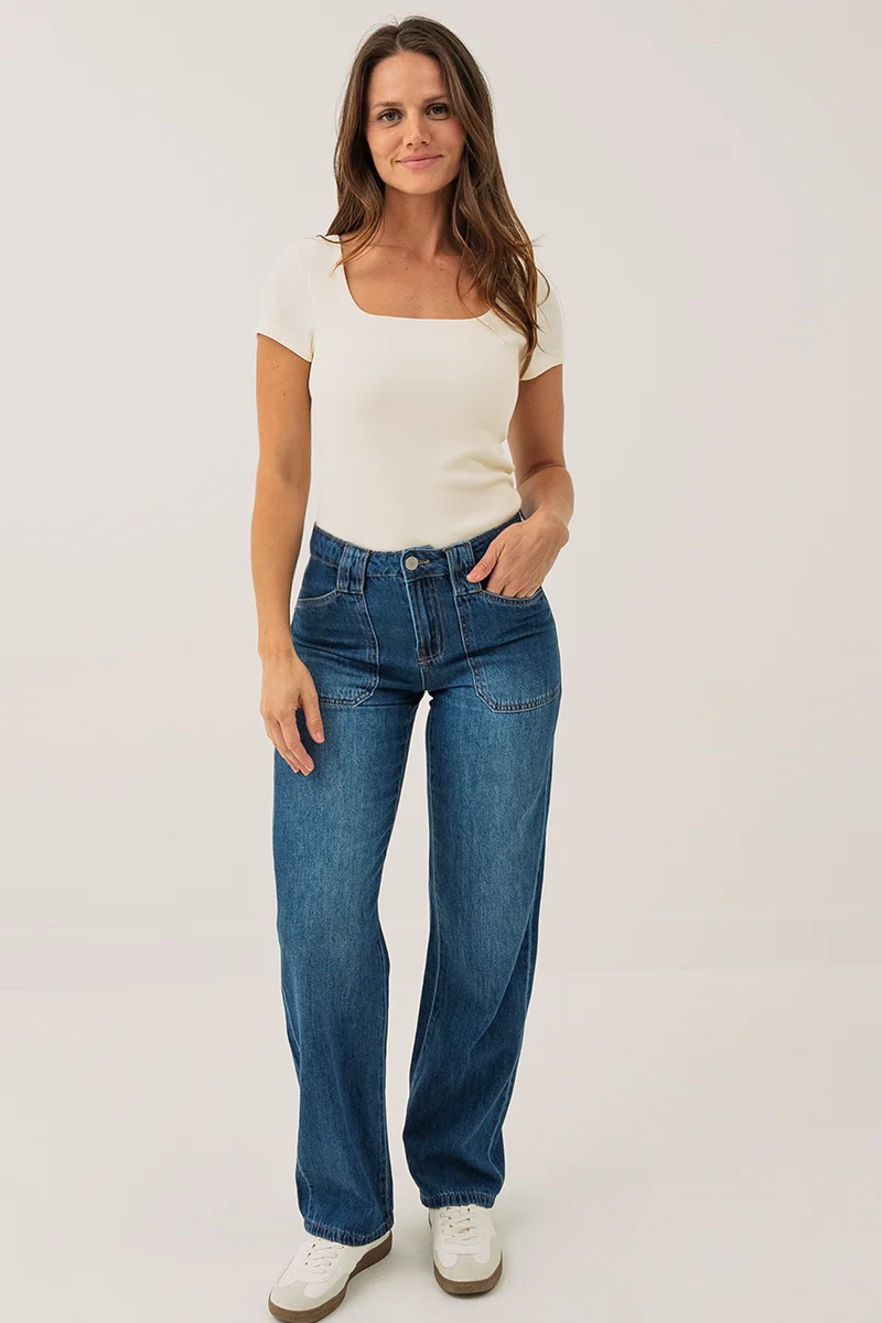 Le jeans bleu avec poches appliquées | Modèle Béa