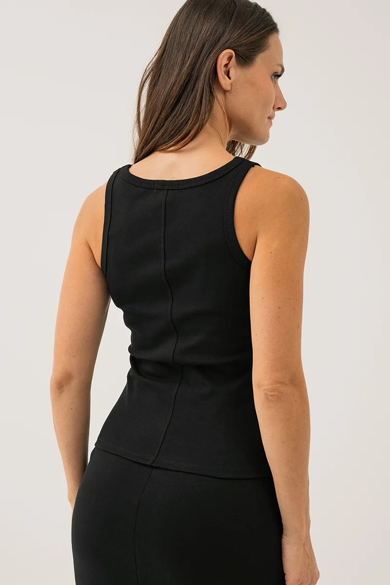 La camisole ajustée en coton