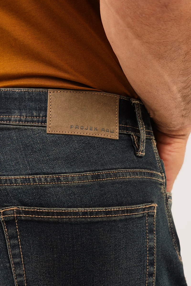 Le jeans très foncé droit Baru