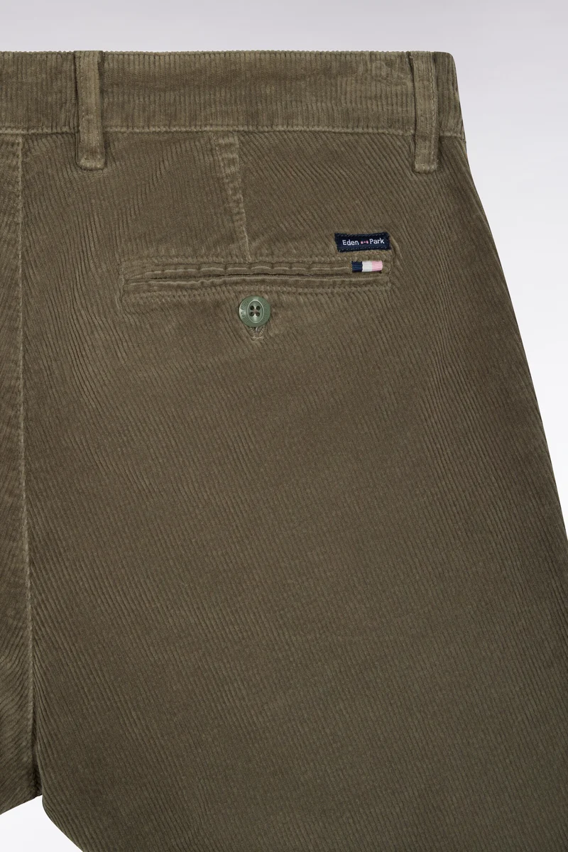 Pantalon chino sans plis en velours côtelé kaki clair coupe regular