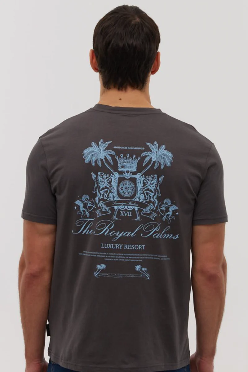 Le t-shirt imprimé The Royal Palms avec imprimé au dos