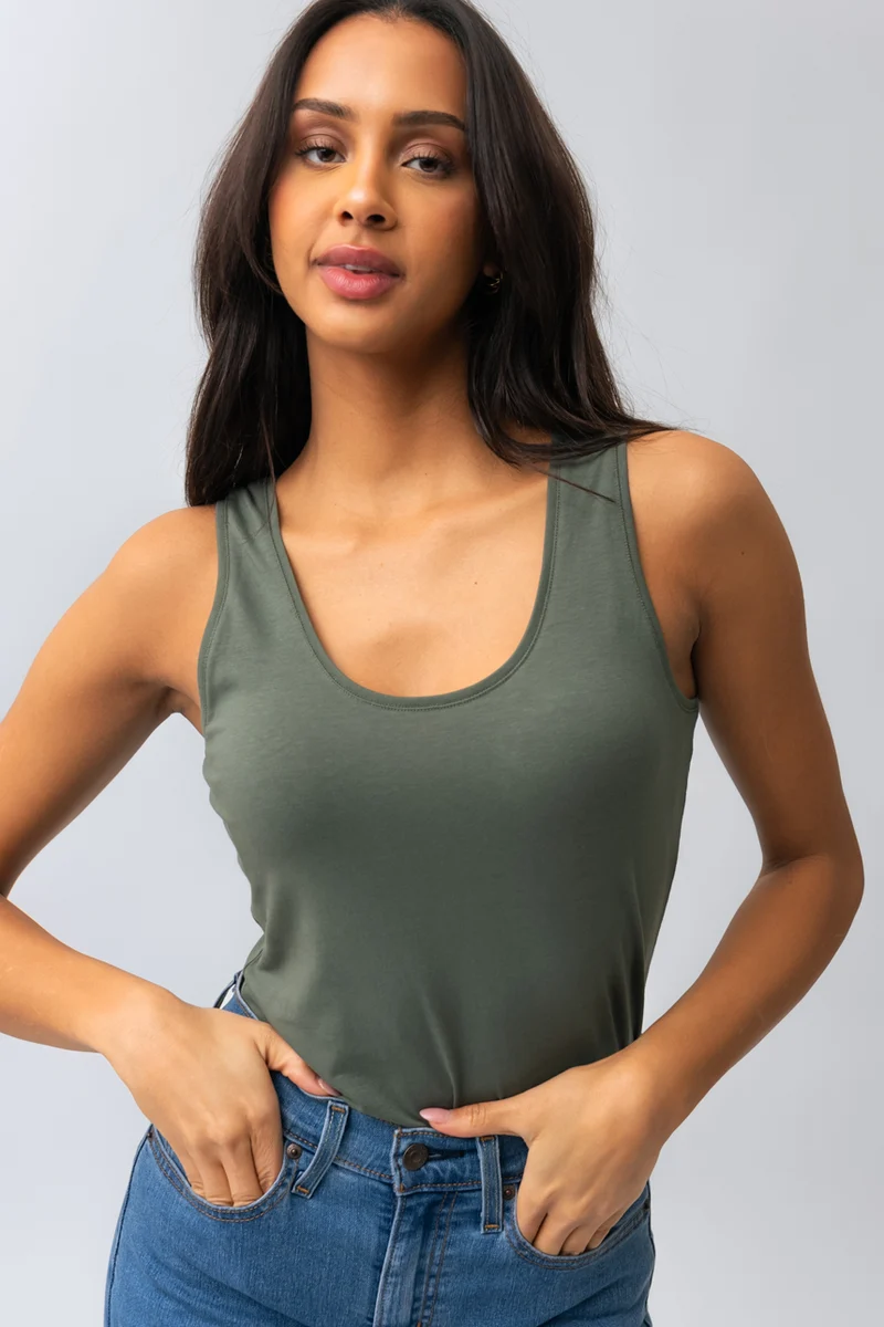 La camisole basique 2 façons