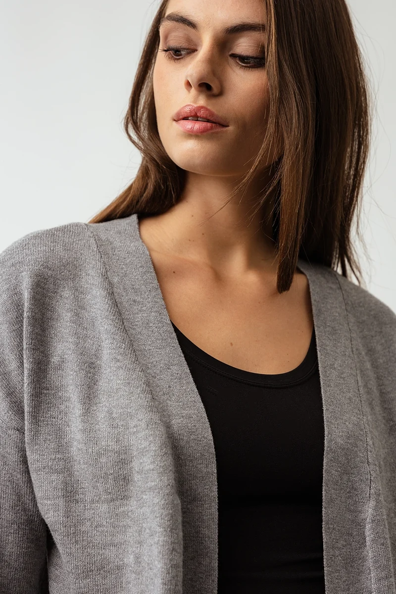 Le cardigan uni mi-long