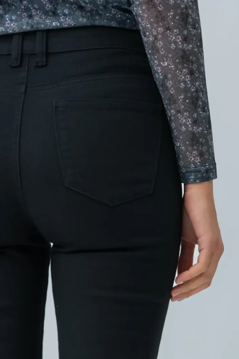 Le jeans sculptant évasé