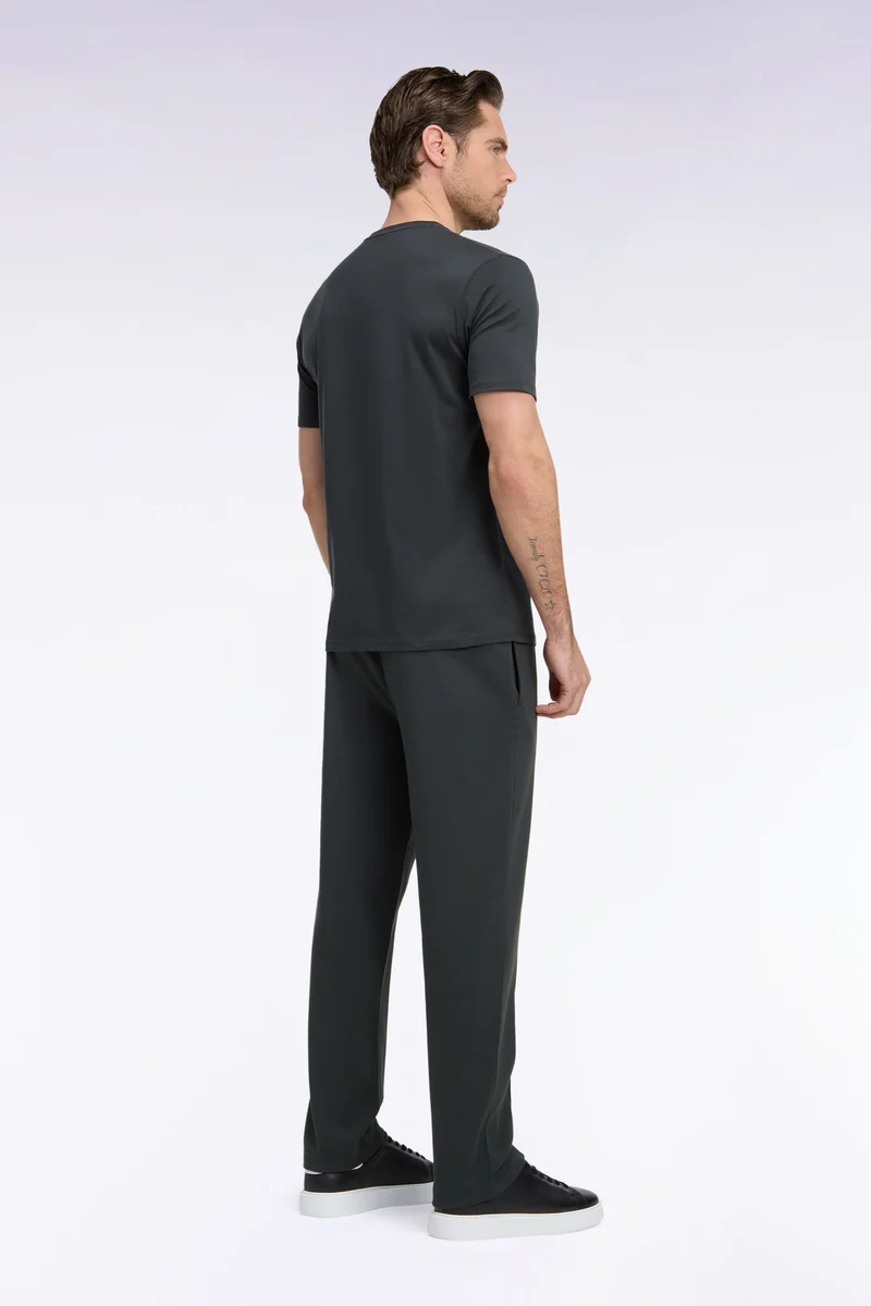 Jogging en interlock de coton stretch kaki coupe droite