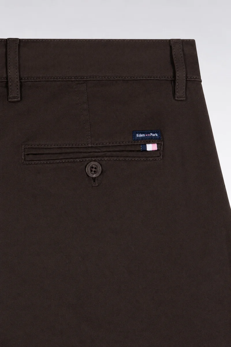 Pantalon chino sans plis en gabardine de coton stretch brun