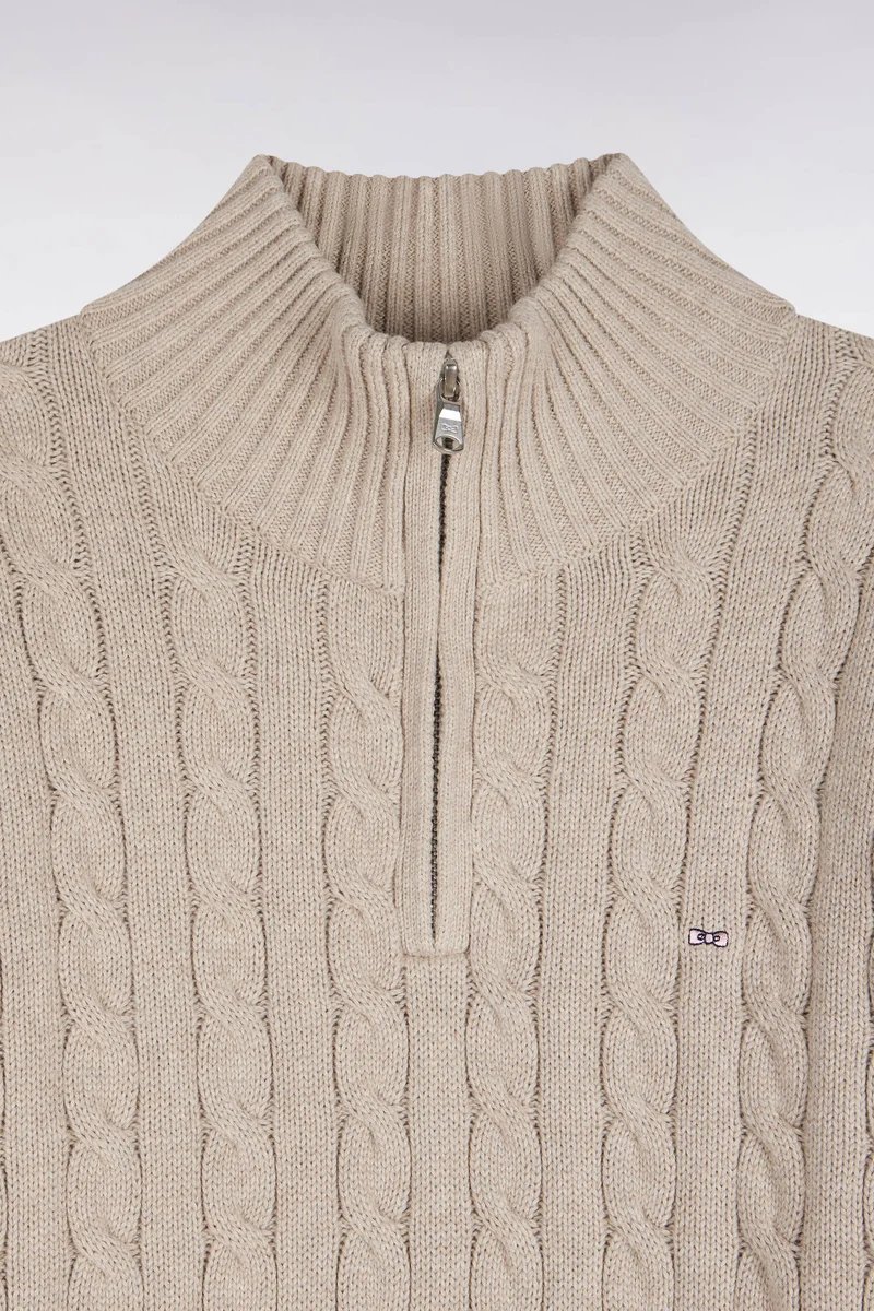 Pull à torsades à col camionneur en coton beige coupe droite
