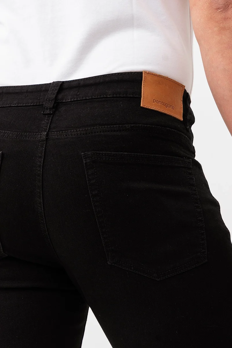 Le jeans classique jambe droite