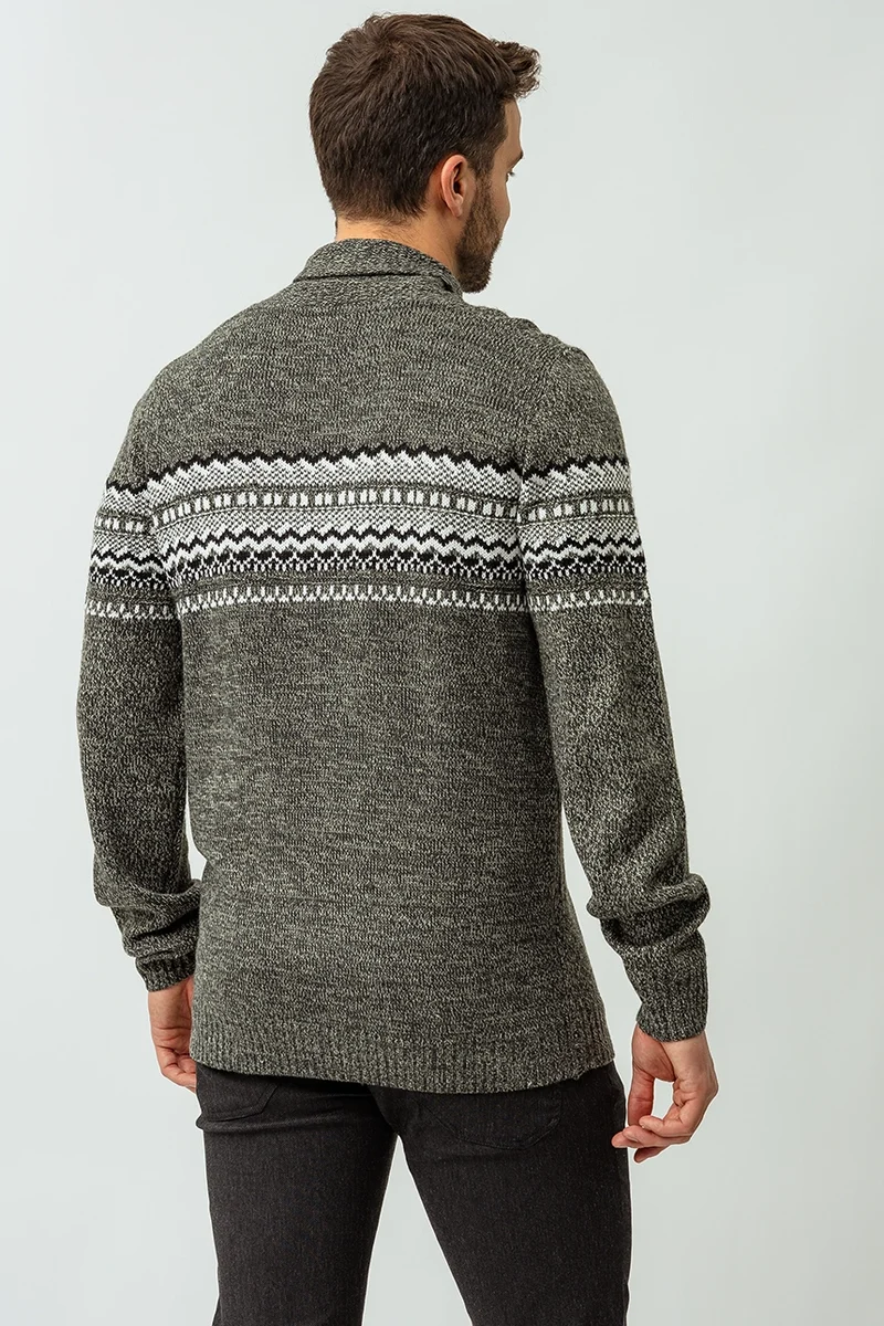 Le tricot à motifs 2 boutons