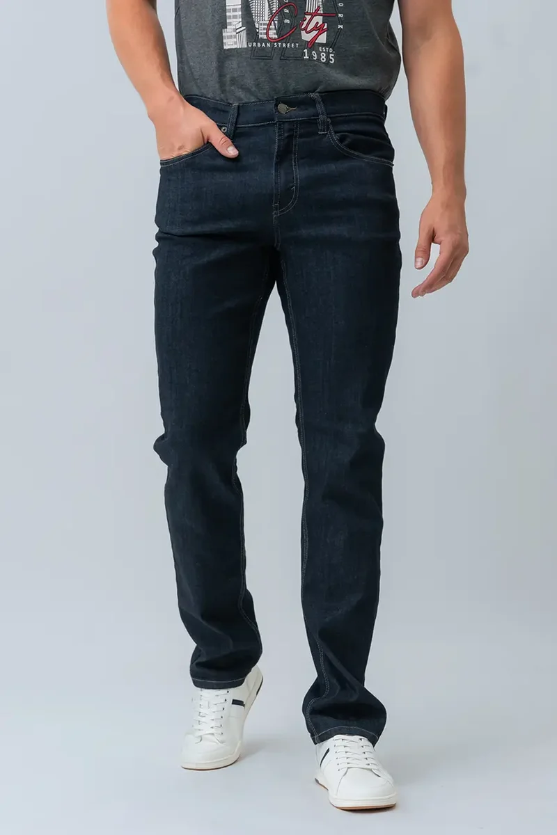 Le jeans étroit foncé | Modèle Brad slim