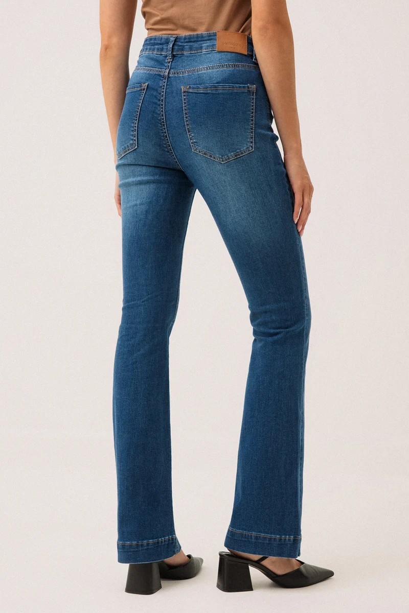 Le jeans évasé large revers d'ourlet | Modèle Estelle