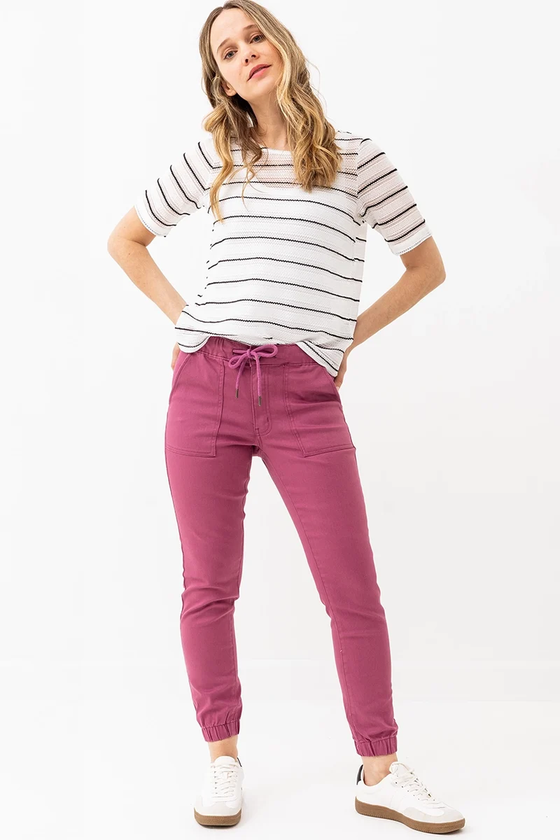 Le jeans jogger de couleur