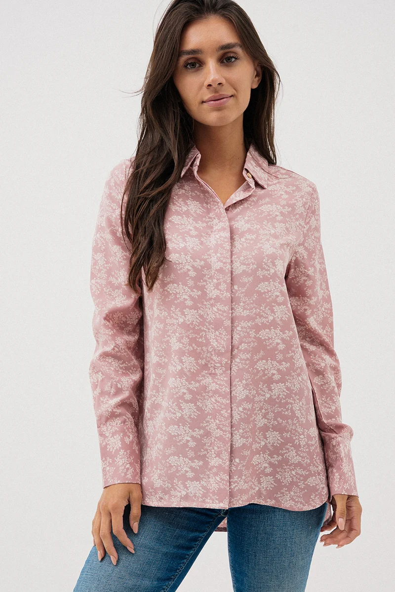 La blouse fleurie rose