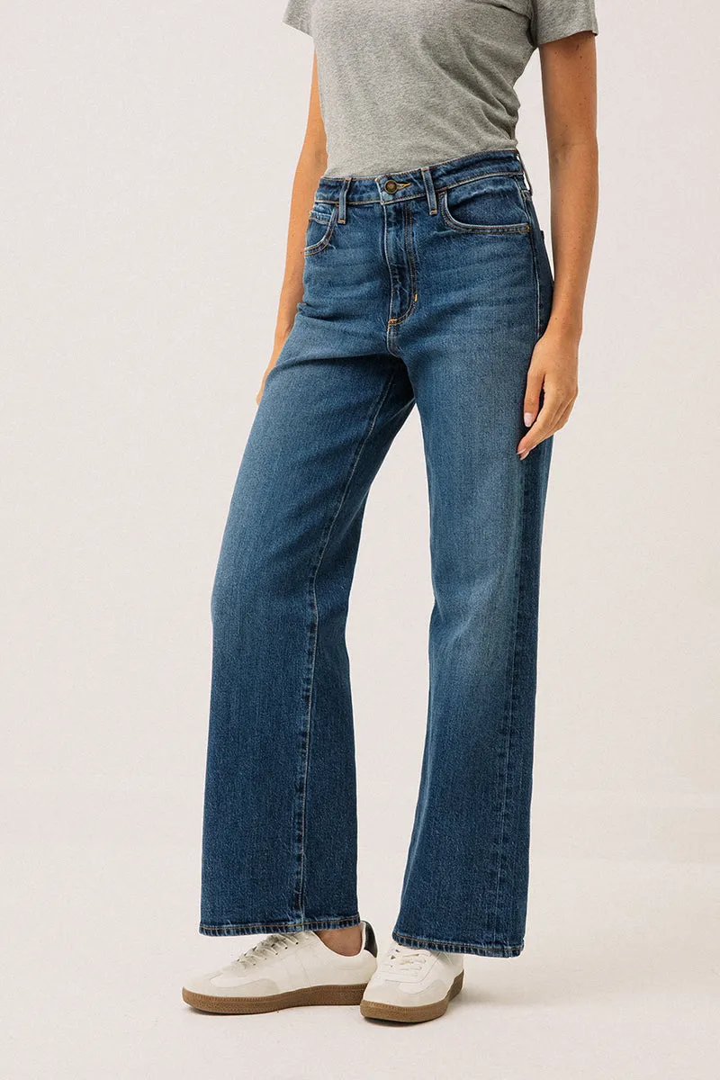Le jeans Guess bleu medium | Modèle jambe ample