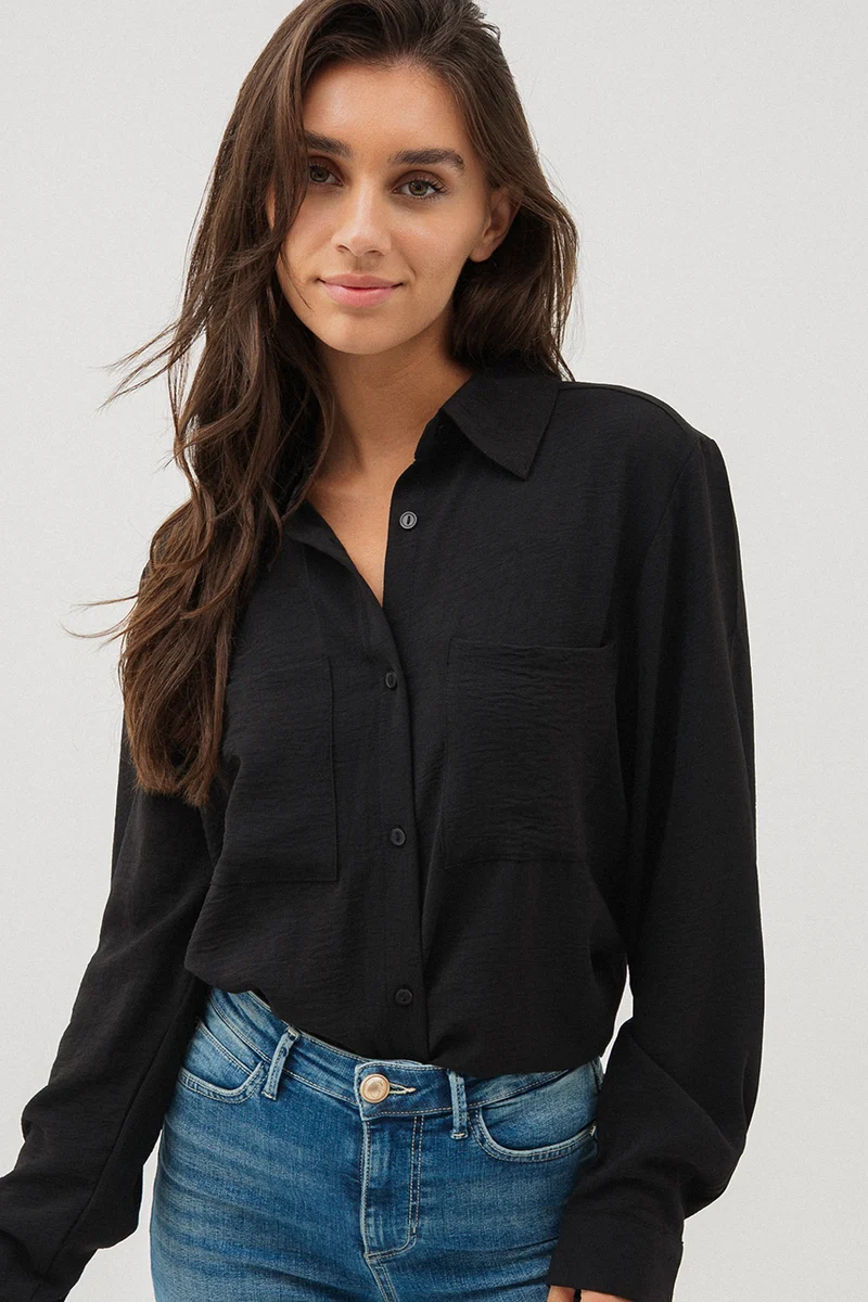 La blouse classique en crêpe