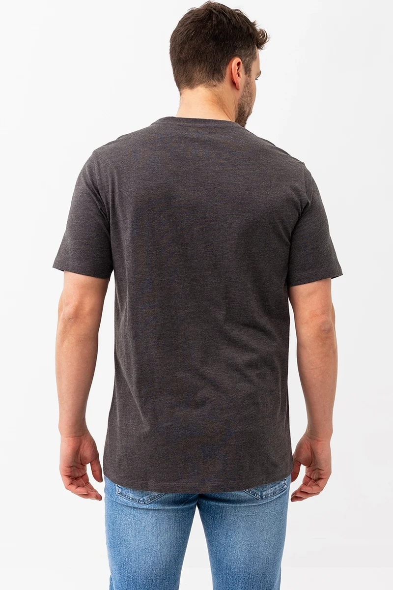 Le t-shirt imprimé Authentic Original