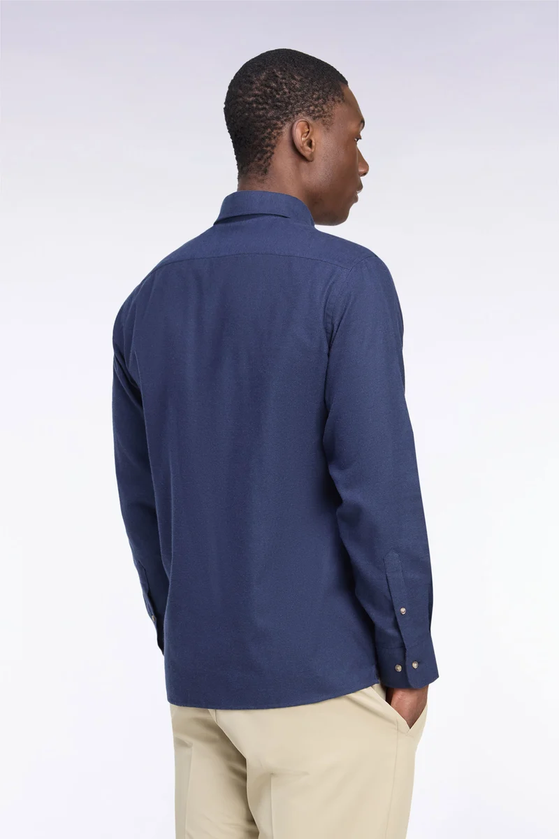 Chemise unie en coton marine coupe droite