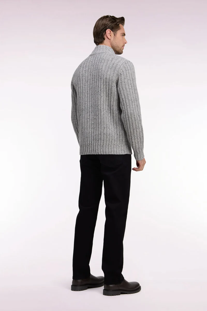Jean en denim stretch one wash noir coupe regular