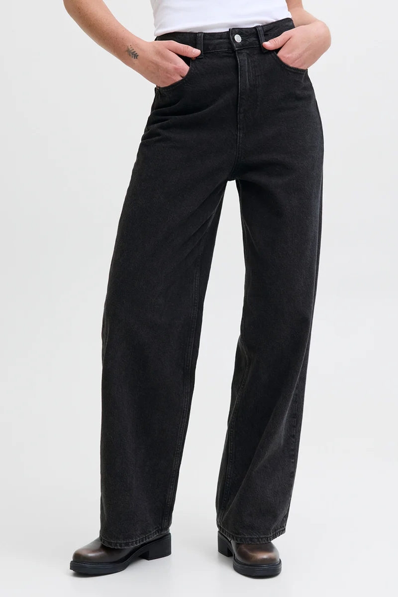Le jean noir modèle Tokyo Wide
