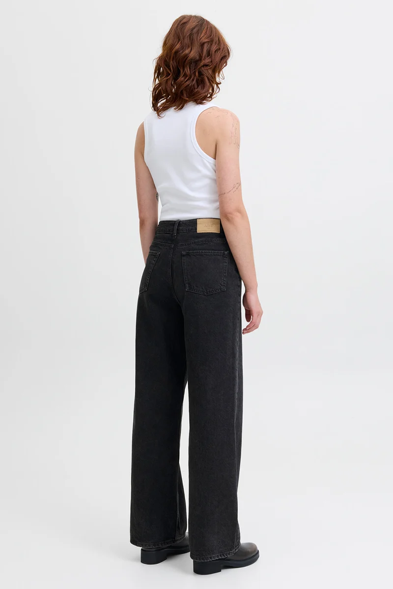 Le jean noir modèle Tokyo Wide