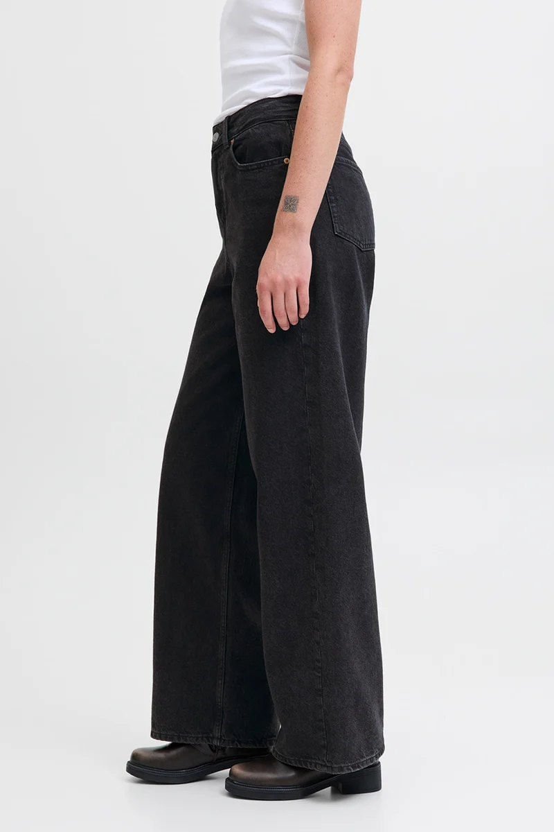 Le jean noir modèle Tokyo Wide