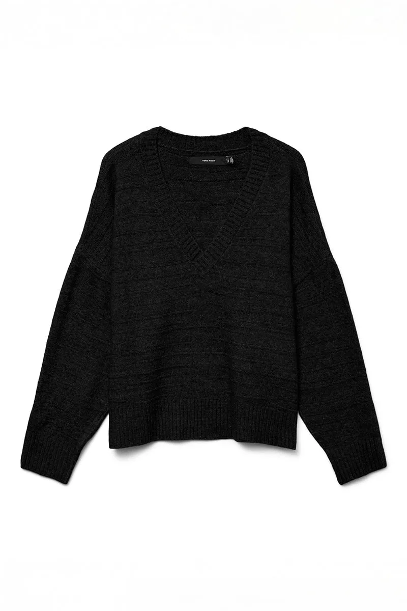 Le chandail en tricot noir col en V