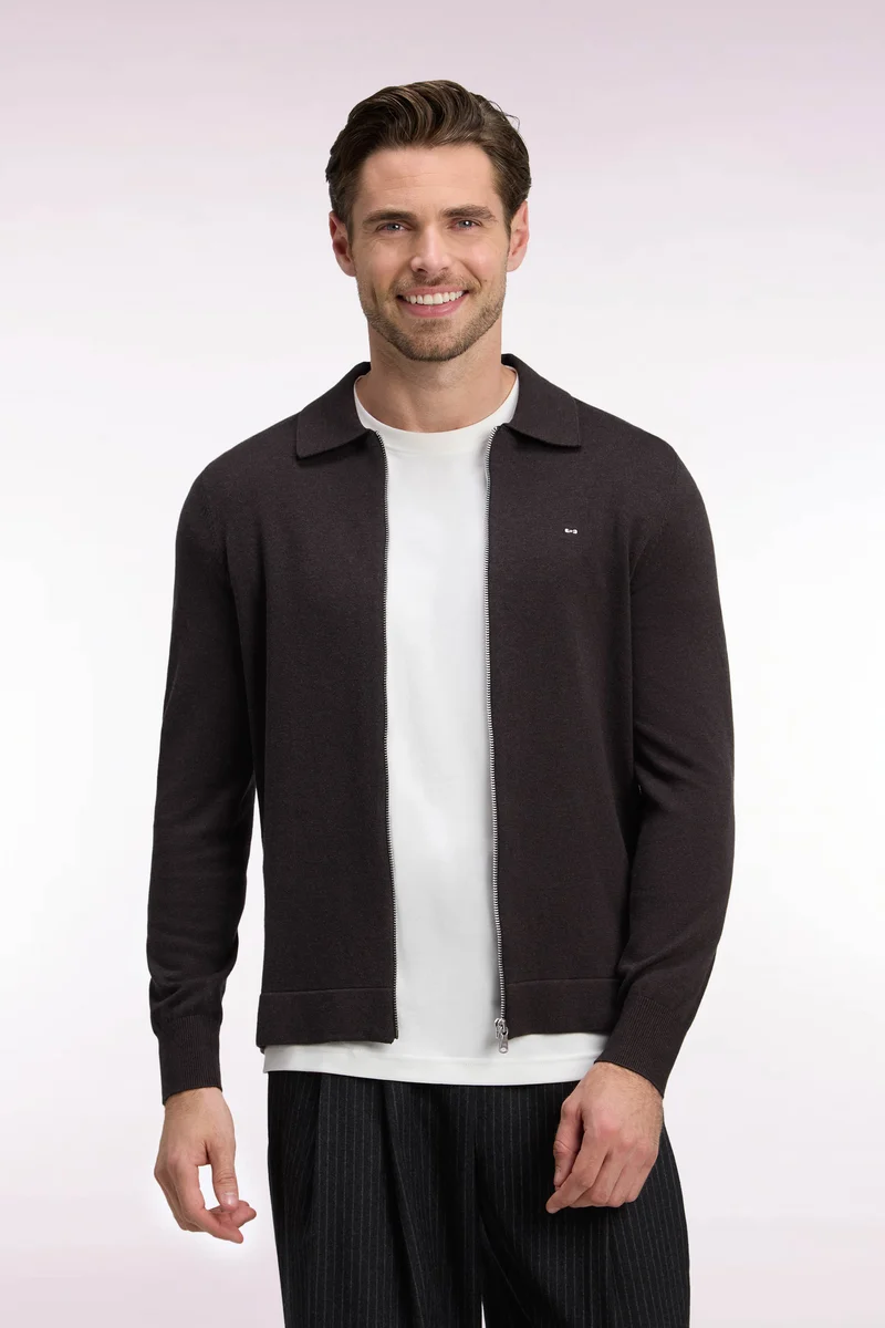 Cardigan zippé en coton et viscose marron coupe droite