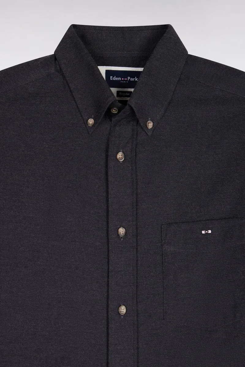 Chemise unie en coton gris foncé coupe droite
