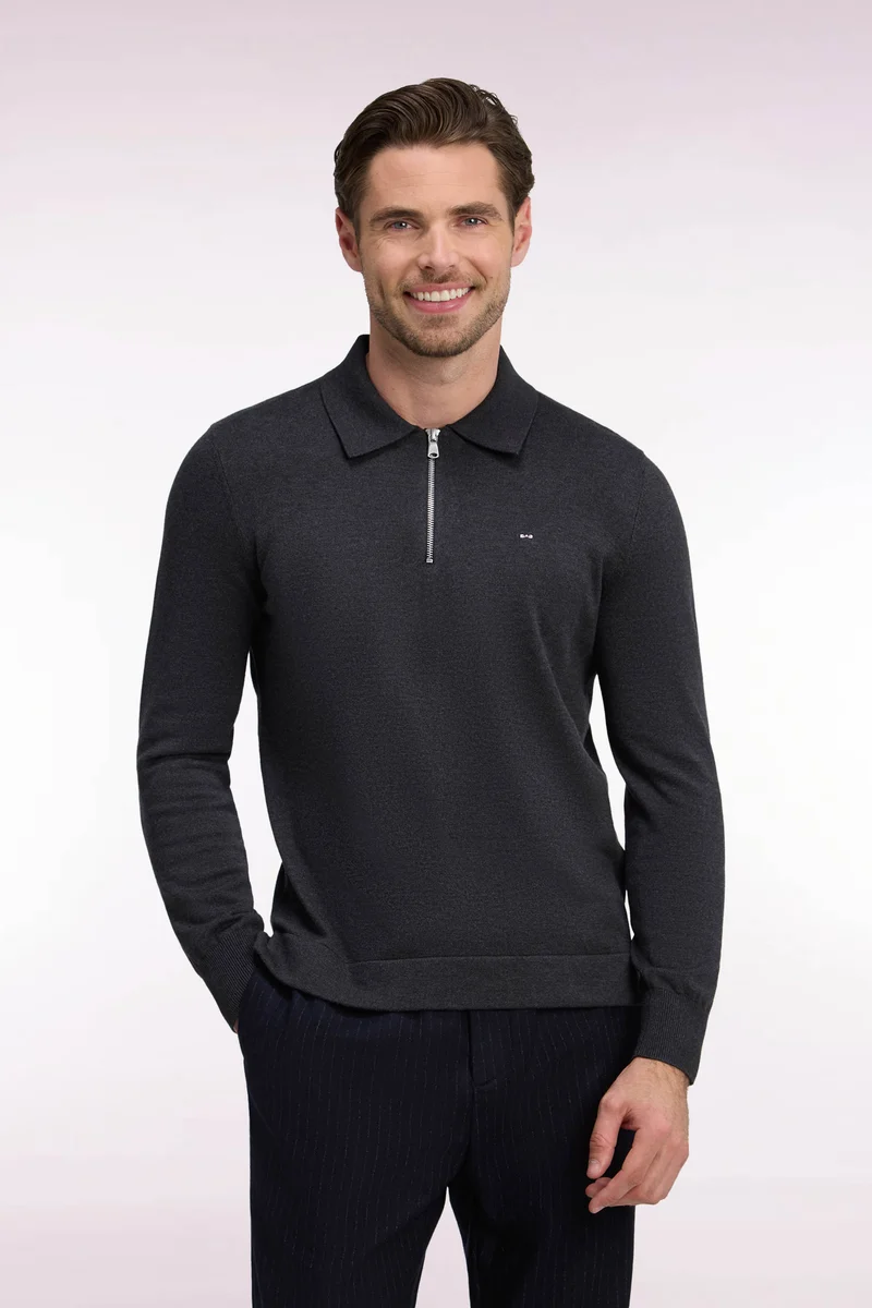Pull à col polo zippé en coton et viscose gris foncé coupe droite