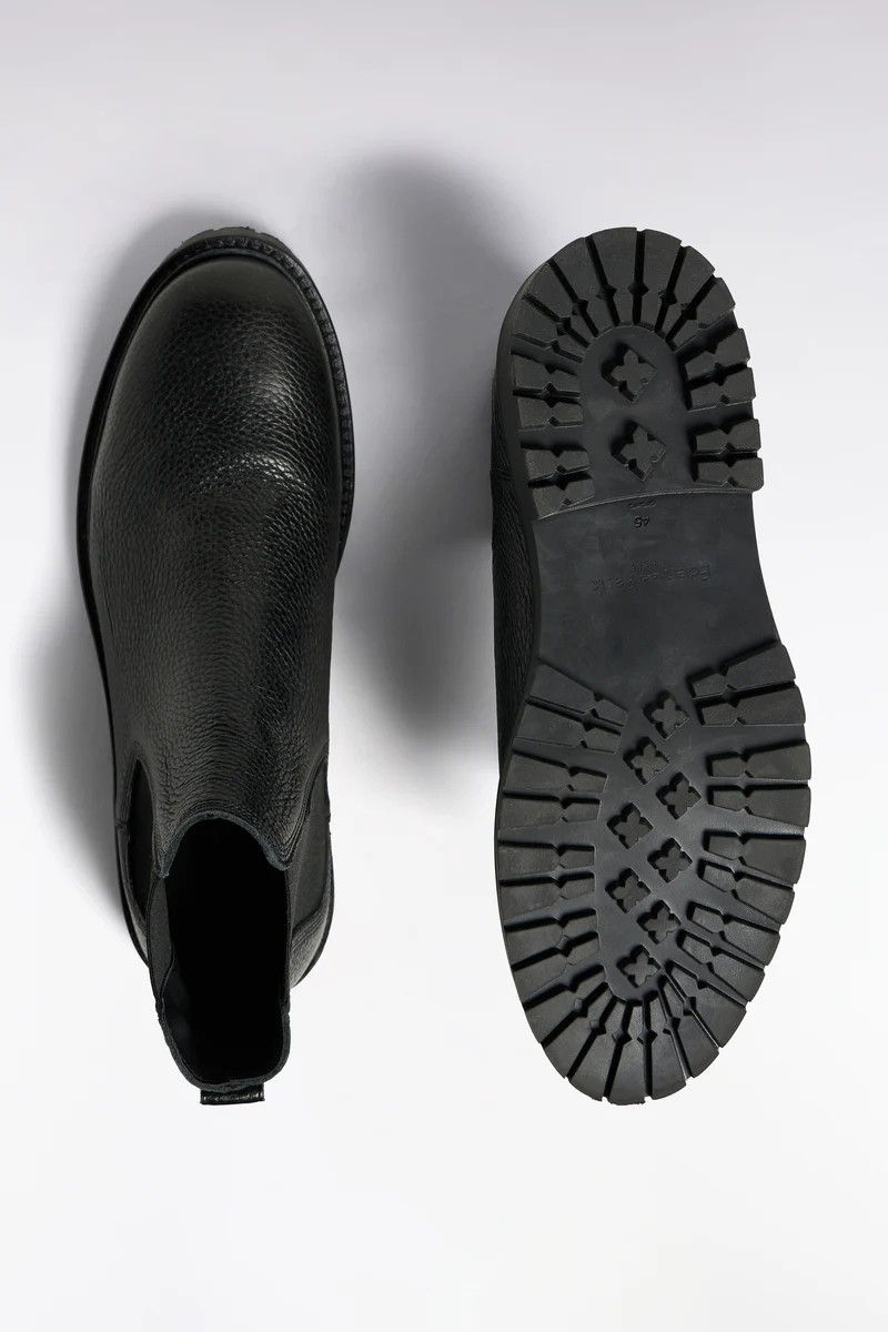 Bottines Chelsea en cuir grainé noir