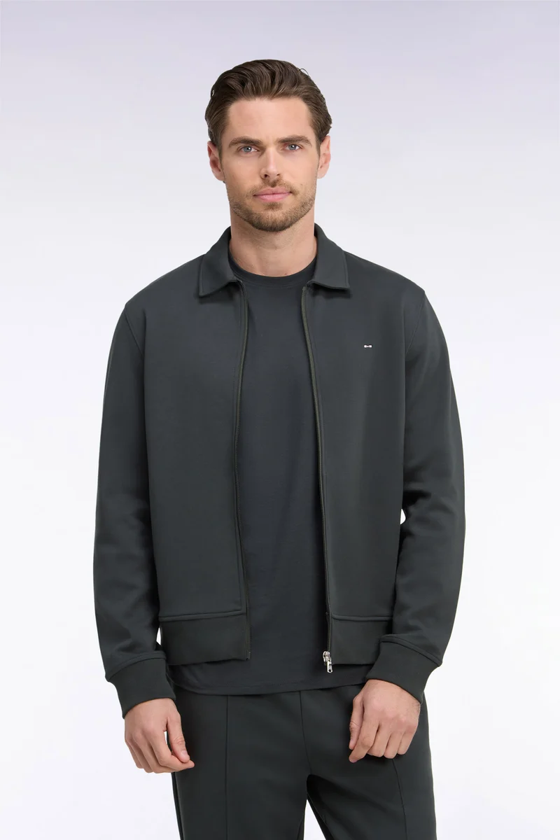 Sweatshirt zippé à col polo en coton kaki coupe droite