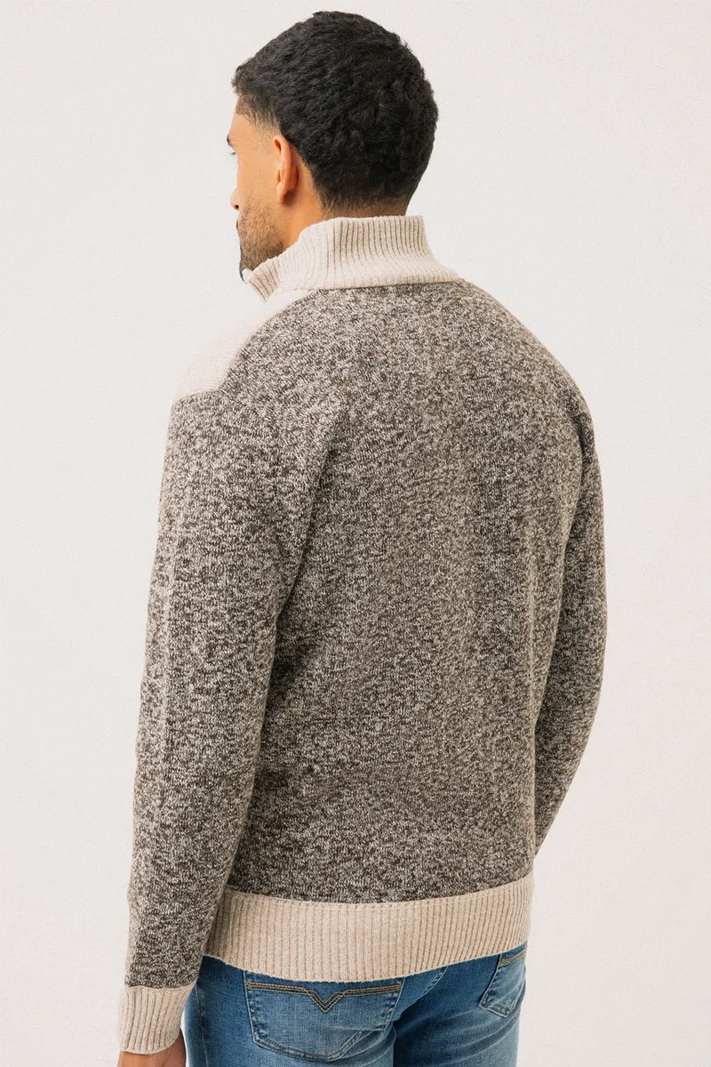 Le cardigan en tricot deux couleurs doublé en flanelle par Oxygen