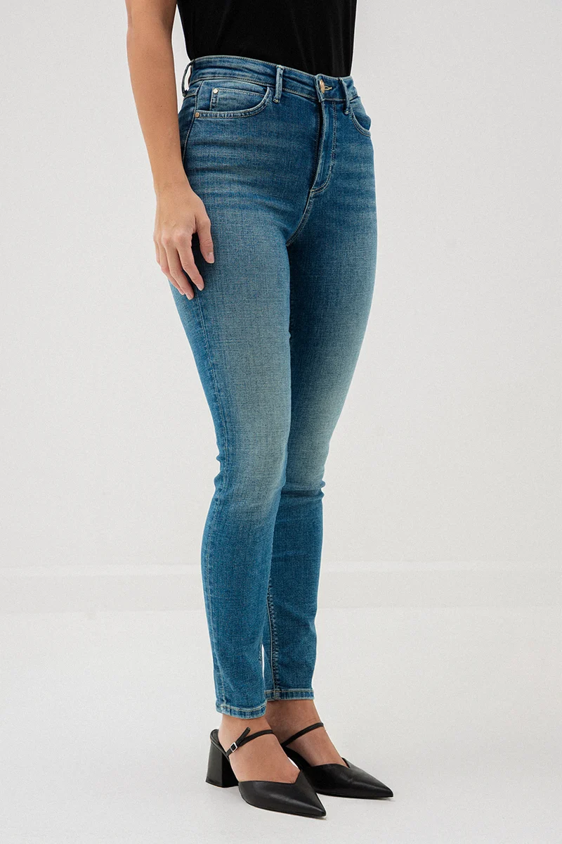 Le jeans Guess | Modèle Skinny High