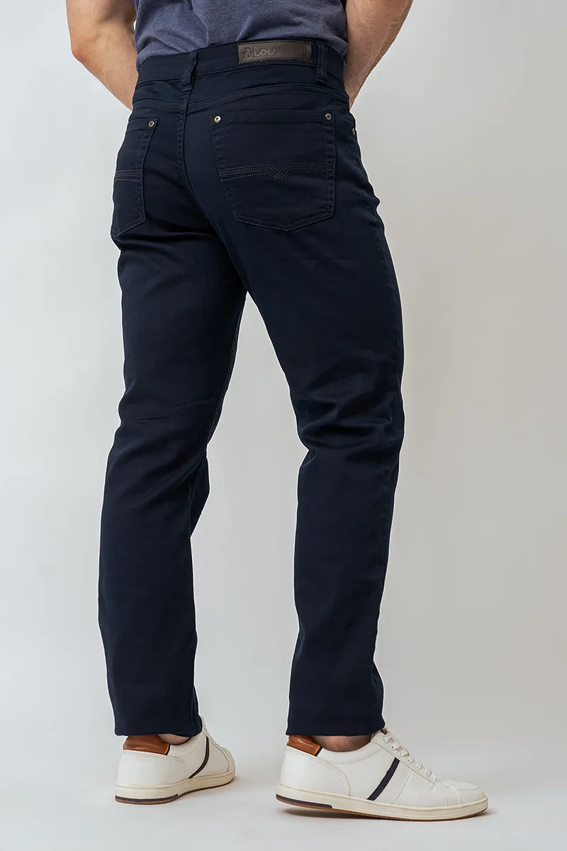 Le pantalon étroit extensible | Modèle Brad slim