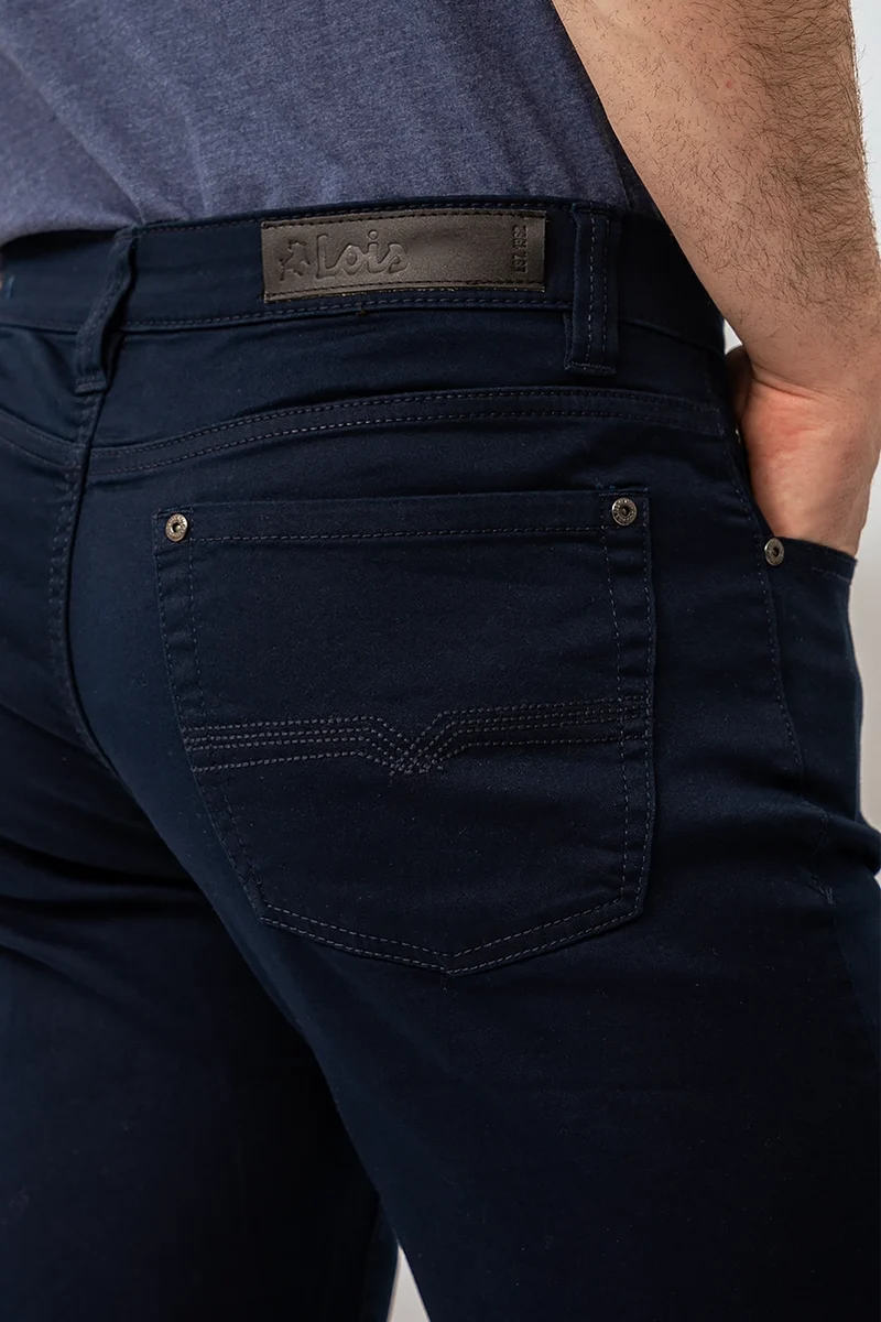 Le pantalon étroit extensible | Modèle Brad slim